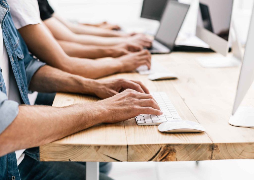 Apa yang Dimaksud dengan Sistem Payroll Bank?